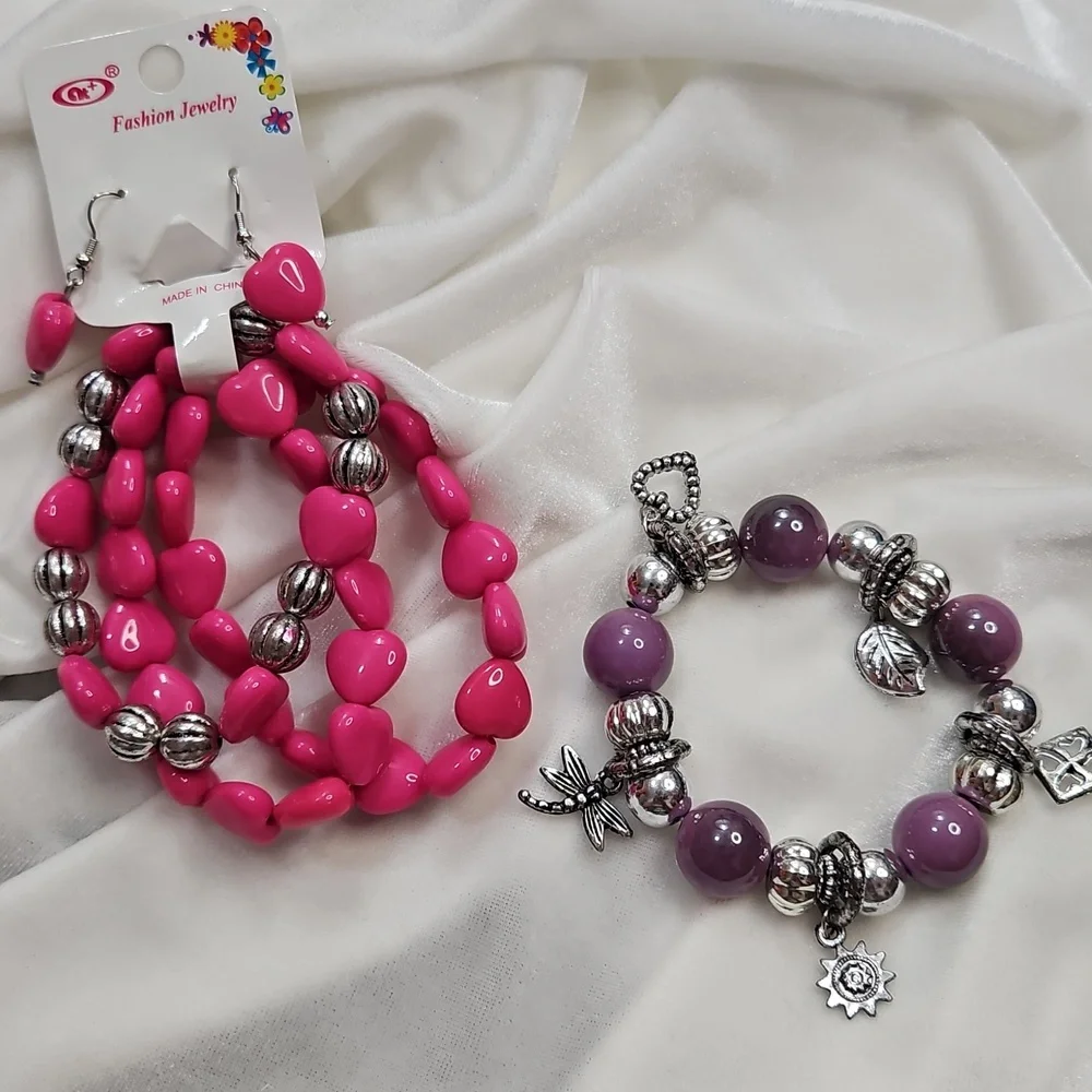 Women's Teens Set of 4 Bracelets 1 Pair Heart Earrings Pink Purple Silver New!